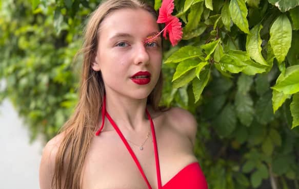 profile photo of FreiiaFlower